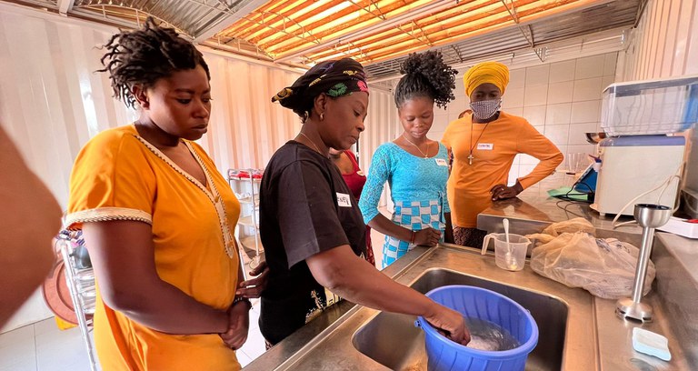 ACTIVITAT LLEIDA SOLIDÀRIA · 10 ANYS BURKINA FASO