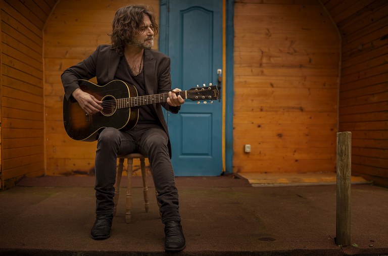 CONCERT · QUIQUE GONZÁLEZ