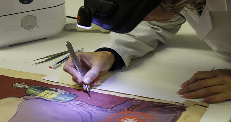 VISITA AL TALLER DE CONSERVACIÓ I RESTAURACIÓ · CUIDEM LES OBRES D'ART