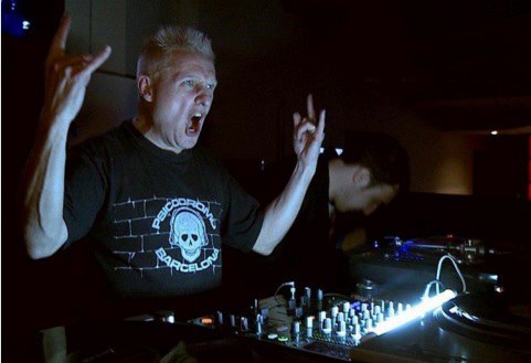 DOCUMENTAL A LA FRESCA · "CIUDADANO FERNANDO GALLEGO. BAILA O MUERE"