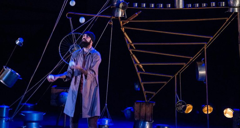 ESPECTACLE CIRC · OYUN