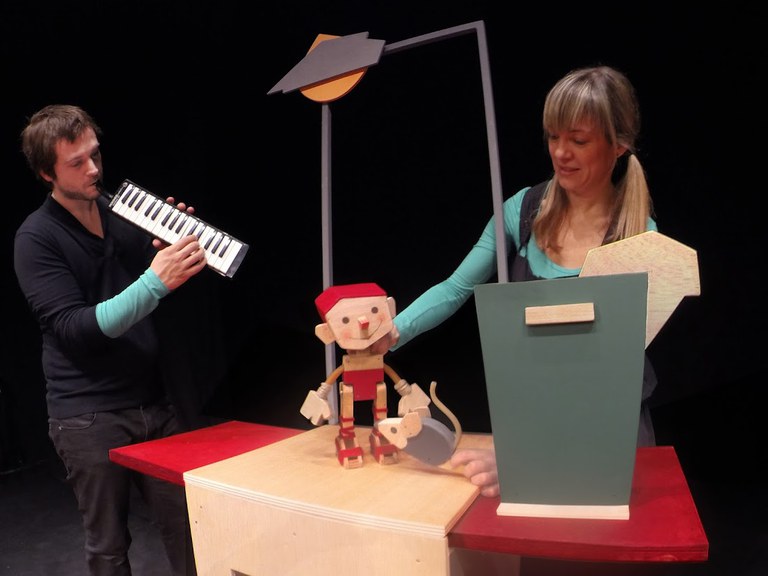 ESPECTACLE · EN PATUFET