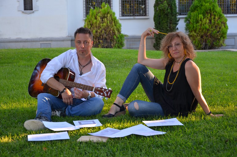 ESPECTACLE POETICOMUSICAL · CANTÍVERS