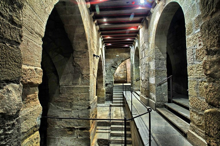 RESTES ARQUEOLÒGIQUES DEL PALAU DE LA PAERIA