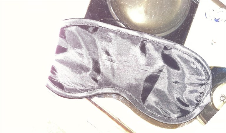 TALLER D'EXPERIMENTACIÓ - INVESTIGACIÓ: FORMES DE LA NO_VISIÓ