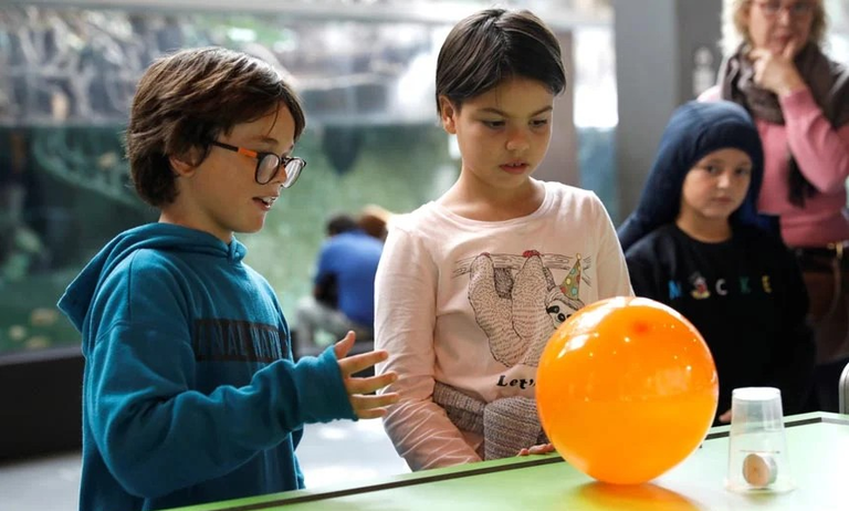 TALLER · REPTES DE CIÈNCIA