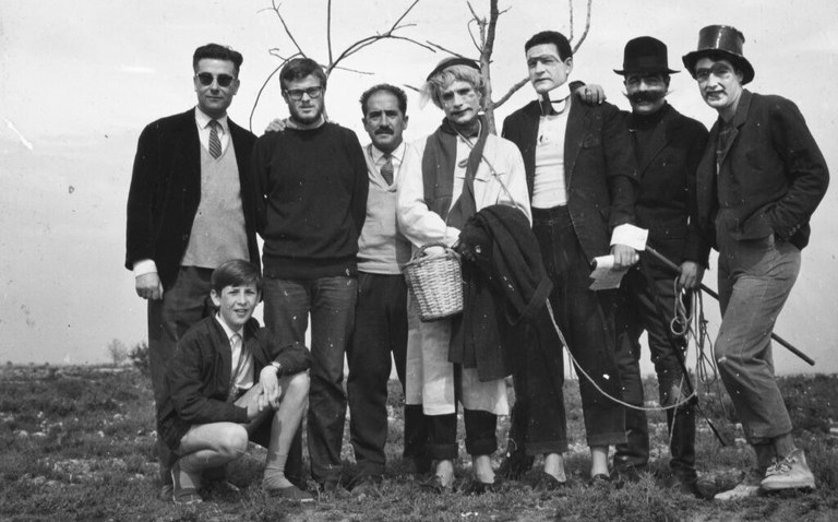 TEATRE · TOT ESPERANT GODOT