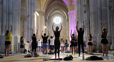 YOGA SESSION AT SEU VELLA