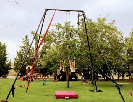 CIRCO Y DANZA · PETJA