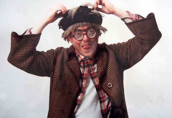 COMEDY NIGHTS · BARRAGAN EL MAGO