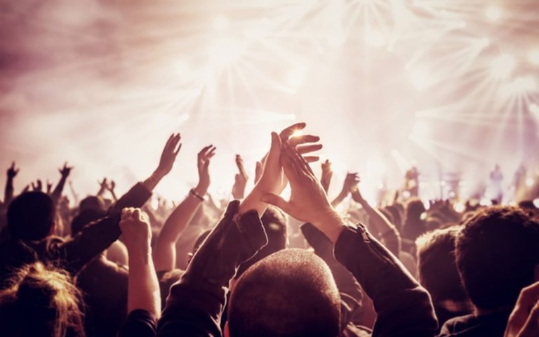 CONCIERTO · APLAUSO