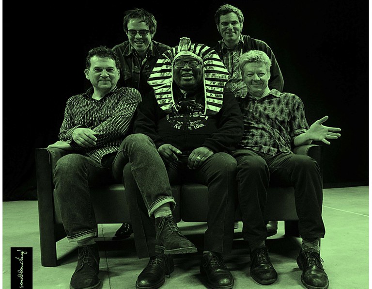 CONCIERTO · BARRENCE WHITFIELD & THE SAVAGES