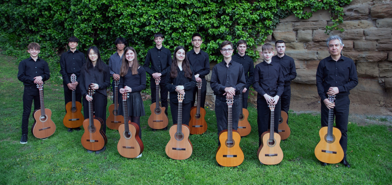 CONCIERTO · " EL MÓN EN SIS CORDES"