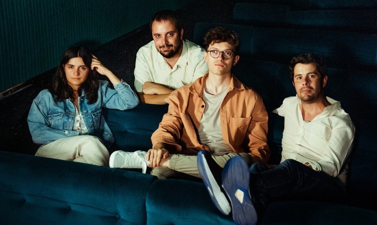 CONCIERTO · ELS LLUMS DE COLORS + ÍSTER