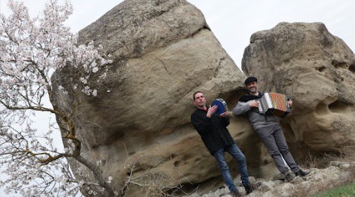 CONCIERTO · "FOLK A MITGES"