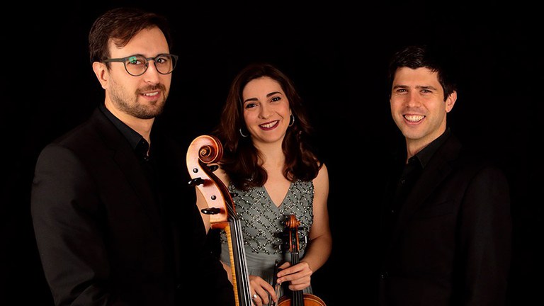 CONCIERTOS Y ESPECTÁCULOS · TEMPUS TRÍO