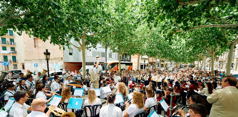 "FEM BANDA" · FESTIVAL INTERNACIONAL DE BANDAS DE MÚSICA