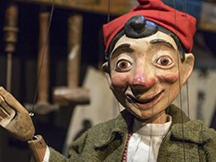 JOC AL NINOT · "L'OMBRA DE PINOTXO"