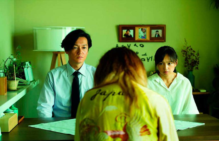 PROYECCIÓN · MADRES VERDADERAS