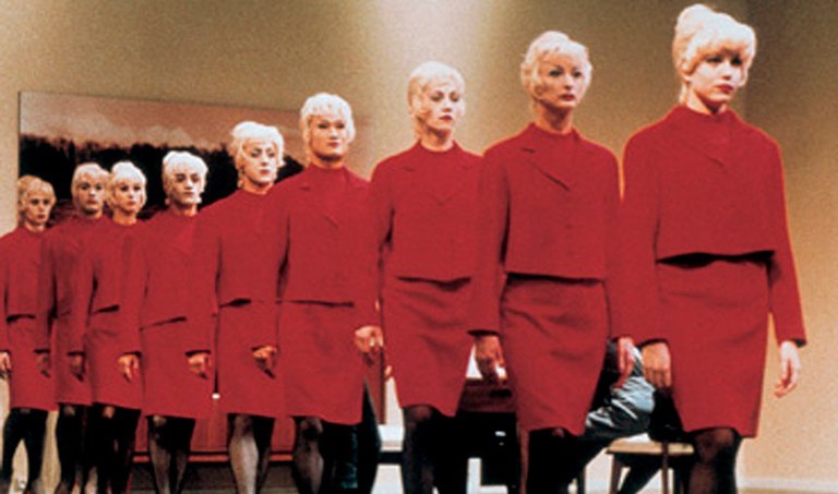 PROYECCIONES · COPPÉLIA