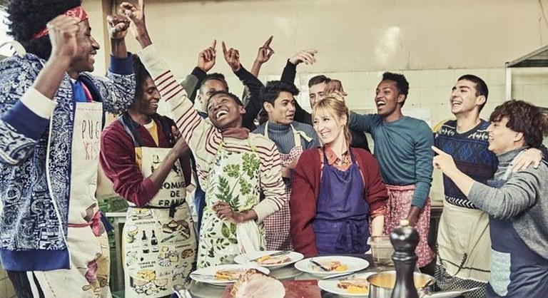 PROYECCIONES · LA BRIGADA DE LA COCINA