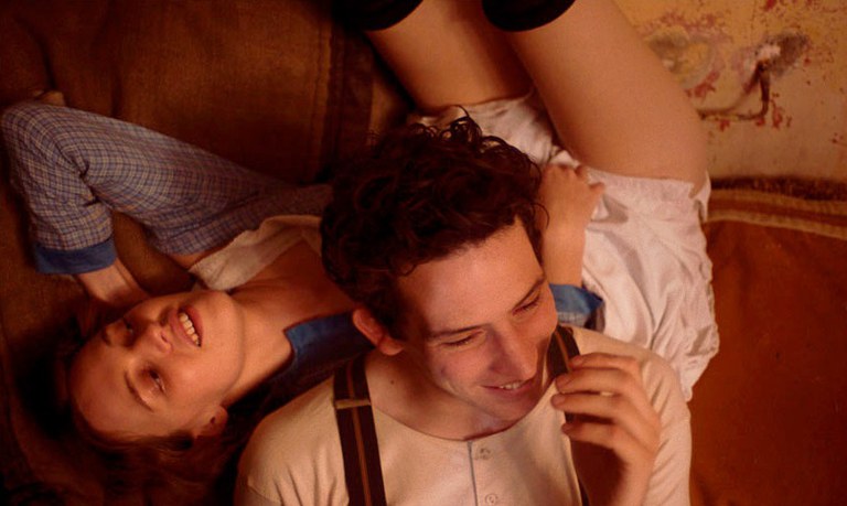 PROYECCIONES · PRIMAVERA EN BEECHWOOD