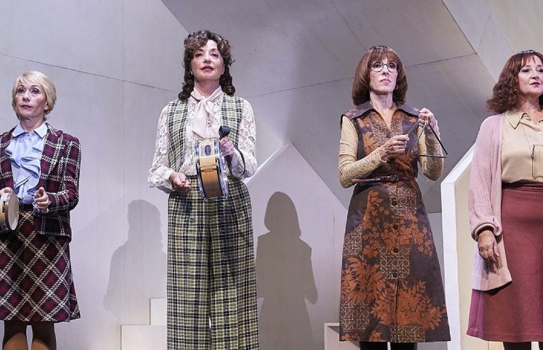 TEATRO · LA DONA FANTASMA